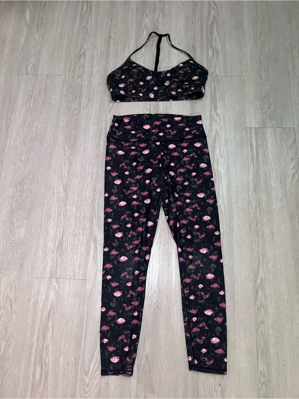 Fabletics Black Pink Floral High-Waist Leggings & Sports Bra Set Medium